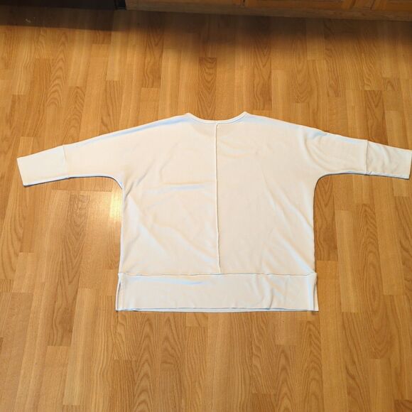 Spanx Dolman Perfect Length PLT Top Shirt Womens Medium White 3/4 Sleeve - Picture 3 of 6